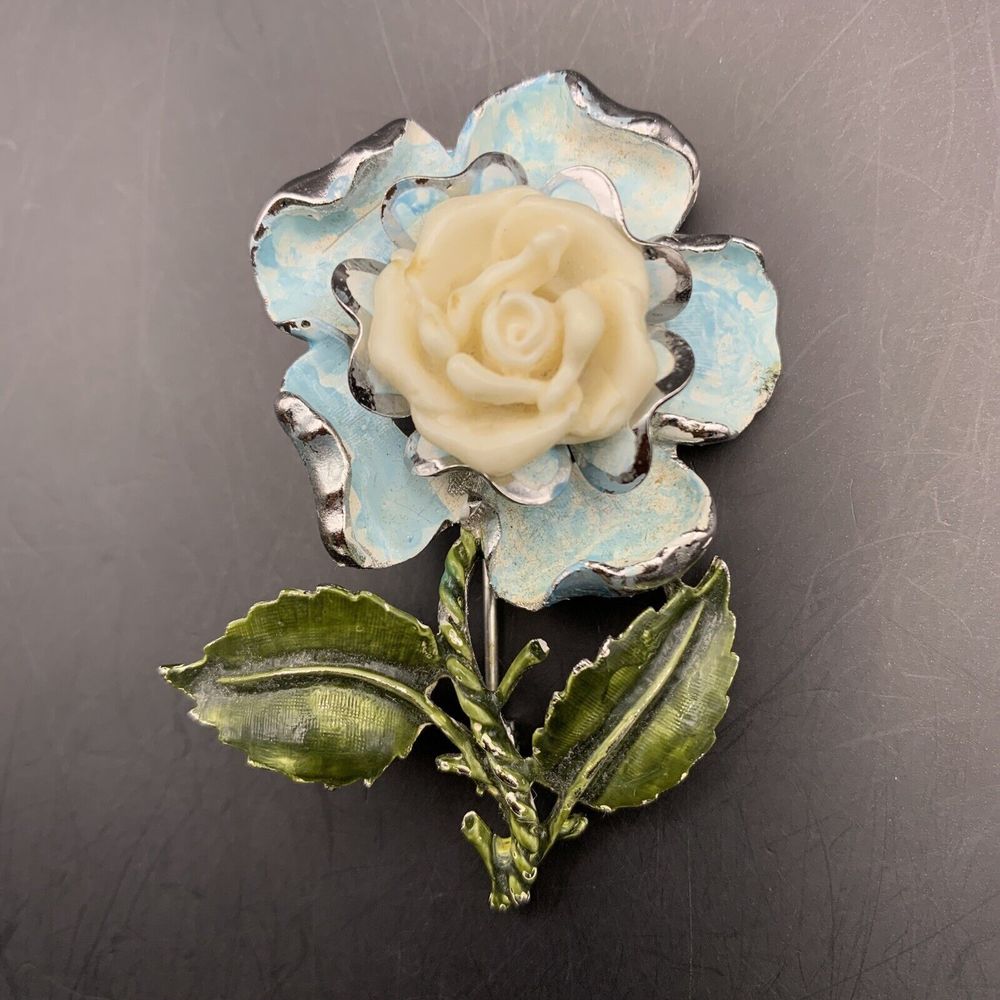 Pegasus Coro Flower Brooch Pin Light Blue Enamel White Plastic Long Stem Vintage